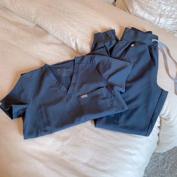 Figs | Scrub Set Dark Harbor - Picture 2 of 4